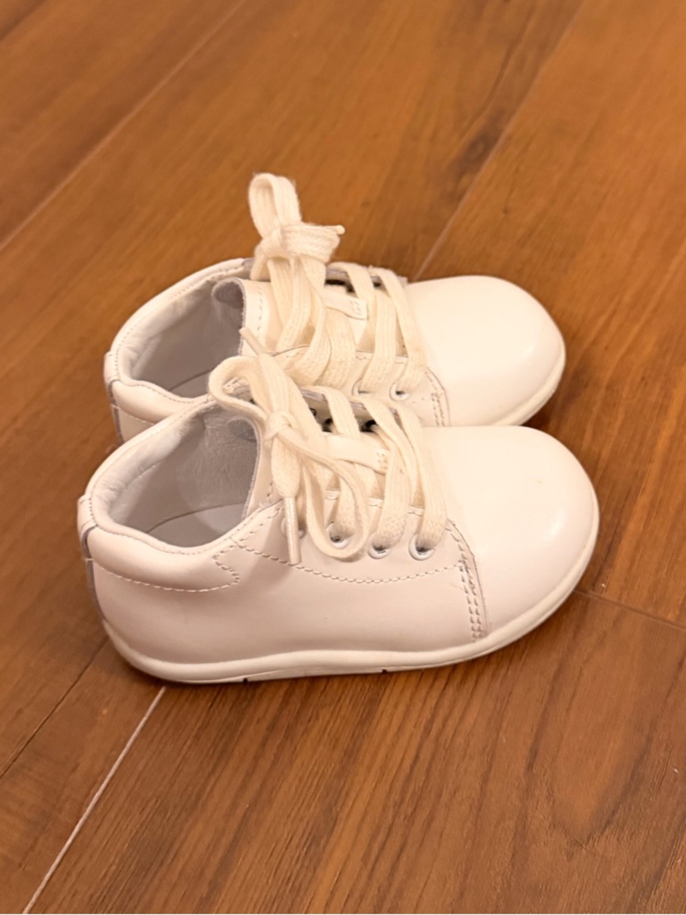 Stride Rite Elliot Sneakers